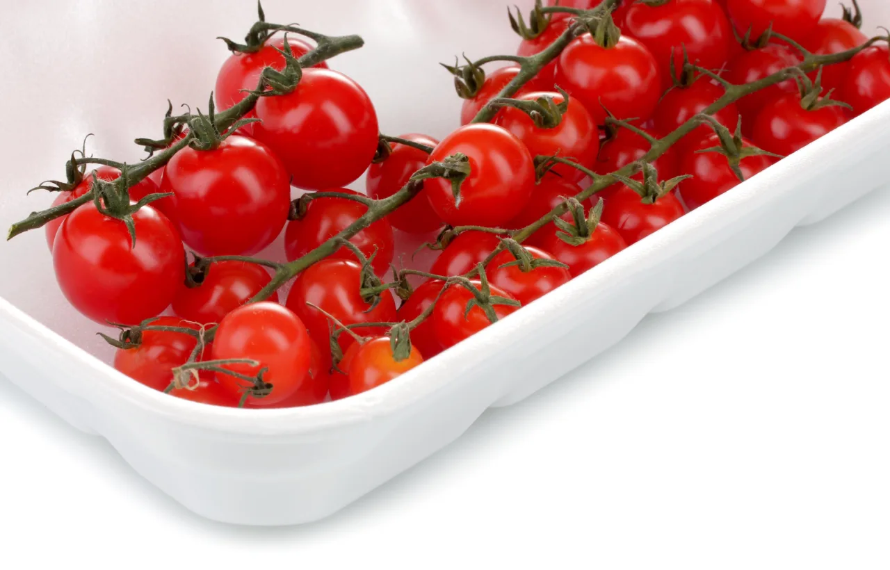 container tomatoes