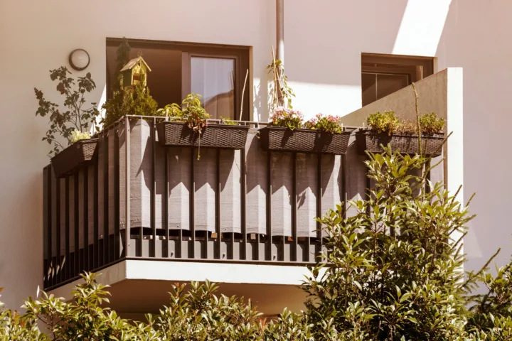 modern balcony garden
